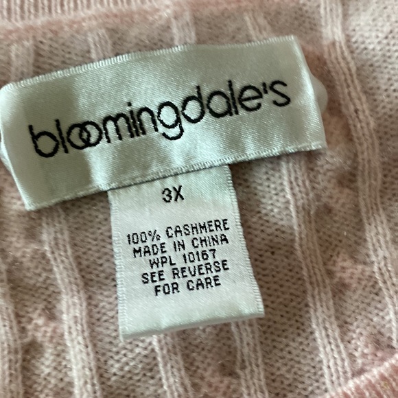 Bloomingdale’s soft pink cable knot cashmere sweater 3X soft preppy classic - Picture 2 of 6
